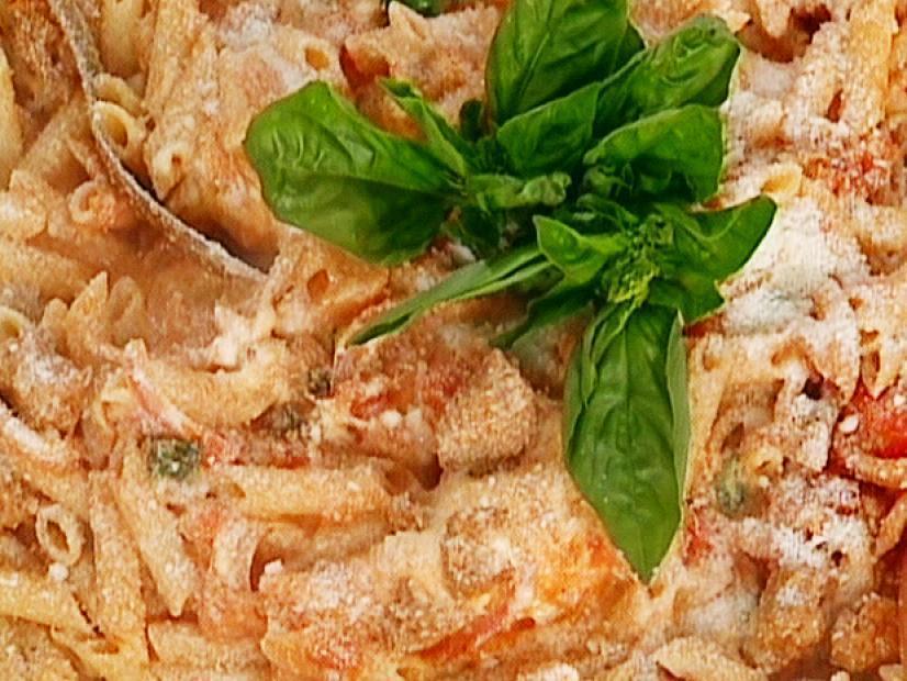 Hot and Sweet Italian Sausages in Tomato Sauce de Schalene Dagutis - Recipefy