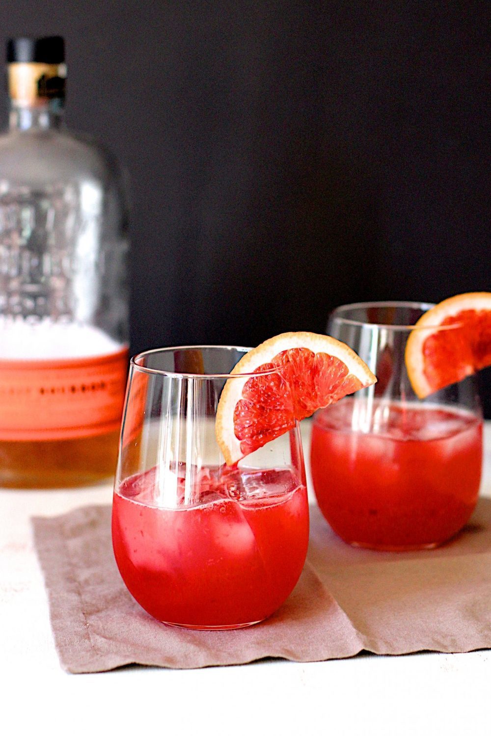 Blood Orange Bourbon Sour de Sara Meyer - Recipefy
