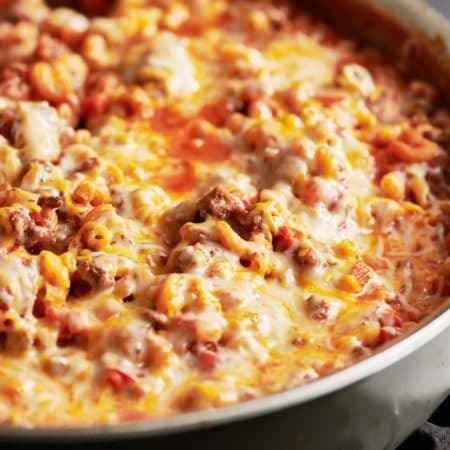 One-Skillet Cheesy Beef and Macaroni of Ashley - Recipefy