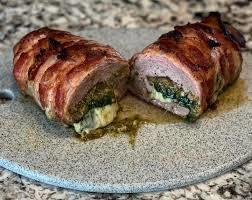 Bacon-Wrapped Pesto Pork Tenderloin di Michele Poole - Recipefy