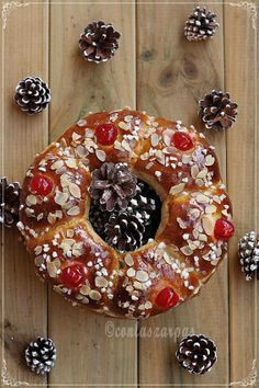 bolleria creativa CORONA DE ALMUDENA de Patricia - Recipefy