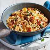 785929-1-eng-gb_chilli-tomato-prawn-pasta-768x960