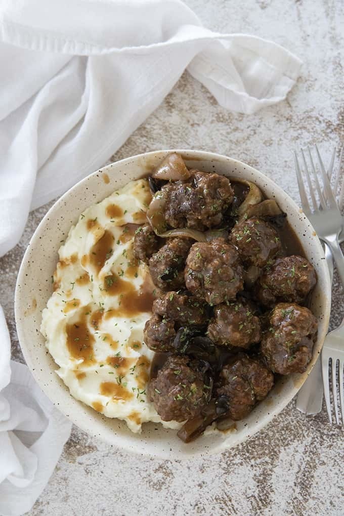Slow Cooker Meatballs and Gravy of Kelly Barton - Recipefy