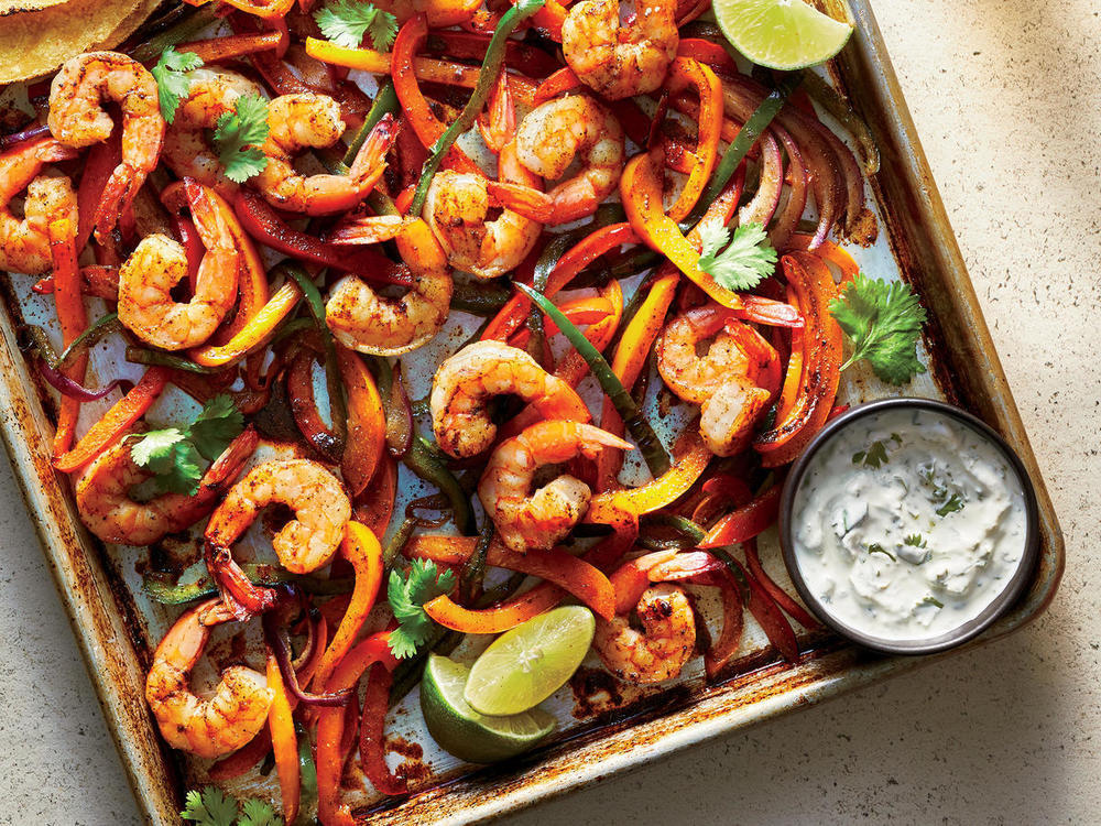 Sheet Pan Shrimp Fajitas of Kelly Barton - Recipefy